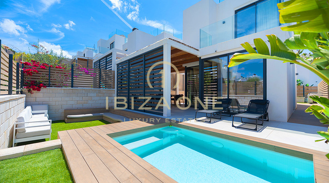 Luxury Villa with Private Pool, Rooftop Terrace and Sea Views for Sale, Ibiza