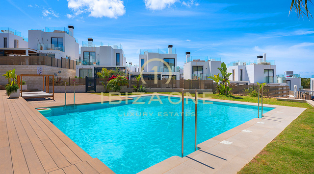 Luxury Villa with Private Pool, Rooftop Terrace and Sea Views for Sale, Ibiza