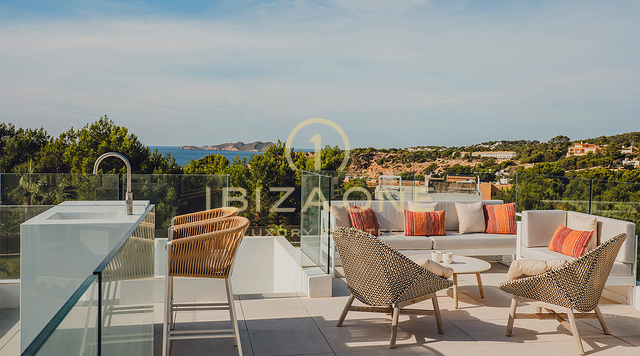 10 esclusive ville di lusso di nuova costruzione con terrazze sul tetto in vendita a Cala Tarida, Ibiza – Da €904.000 a €1.095.000