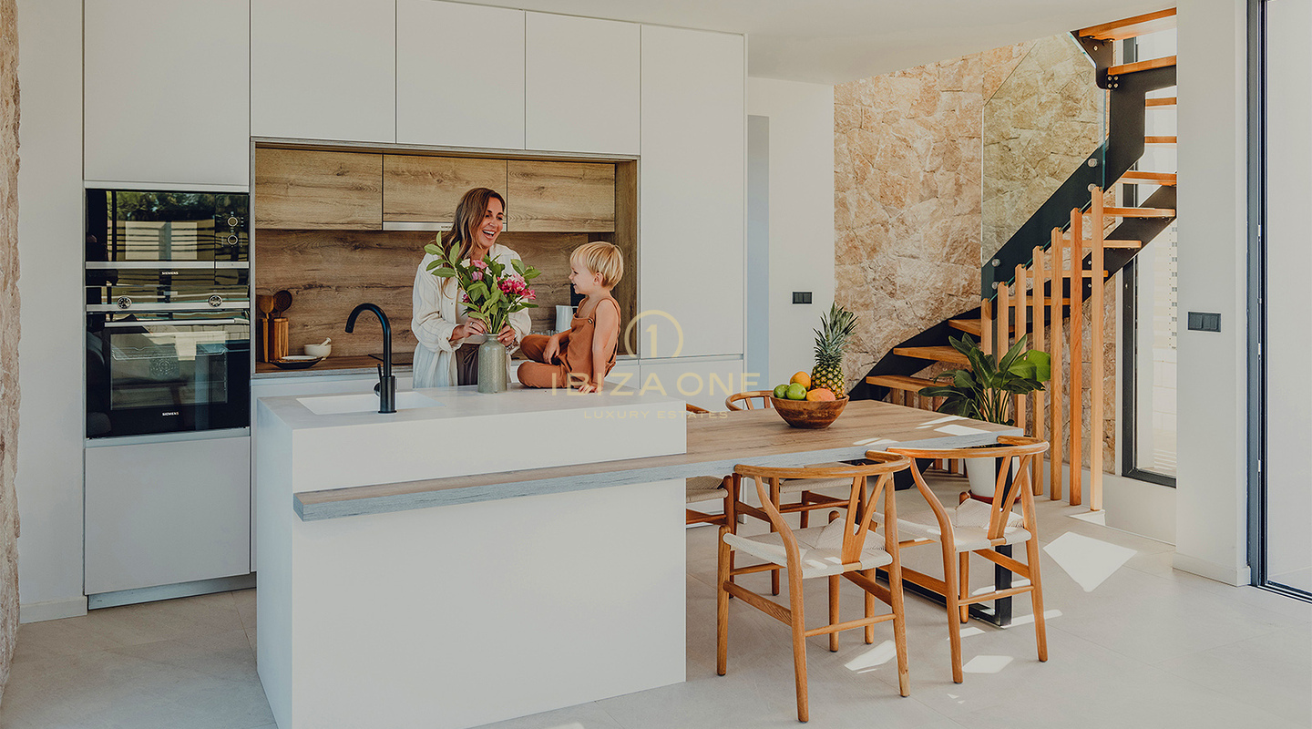 10 esclusive ville di lusso di nuova costruzione con terrazze sul tetto in vendita a Cala Tarida, Ibiza – Da €904.000 a €1.095.000