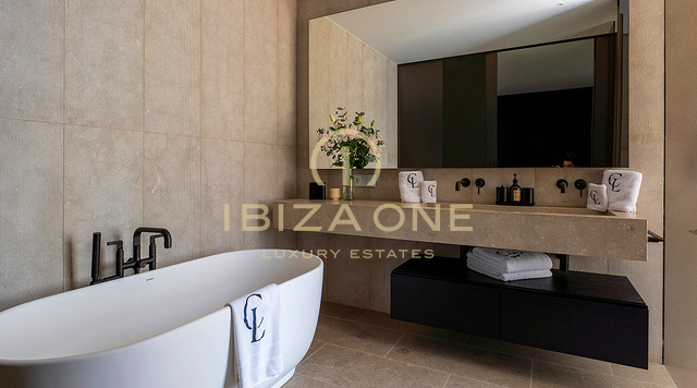 Nuovissima villa di lusso progettata da SAOTA con spettacolare vista mare in vendita a Vista Alegre, Ibiza.