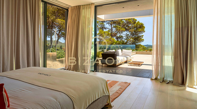 Nuovissima villa di lusso progettata da SAOTA con spettacolare vista mare in vendita a Vista Alegre, Ibiza.