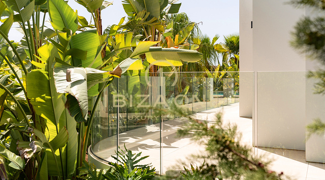 Brandneue Designer-Luxusvilla mit Meerblick, privatem Pool und Gaggenau-Küche in Can Furnet, Ibiza zu verkaufen
