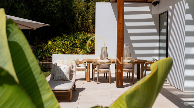 Brandneue Designer-Luxusvilla mit Meerblick, privatem Pool und Gaggenau-Küche in Can Furnet, Ibiza zu verkaufen