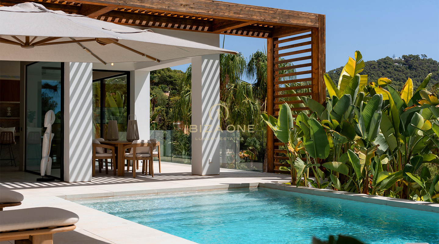Nuovissima villa di lusso di design con vista mare, piscina privata e cucina Gaggenau in vendita a Can Furnet, Ibiza.
