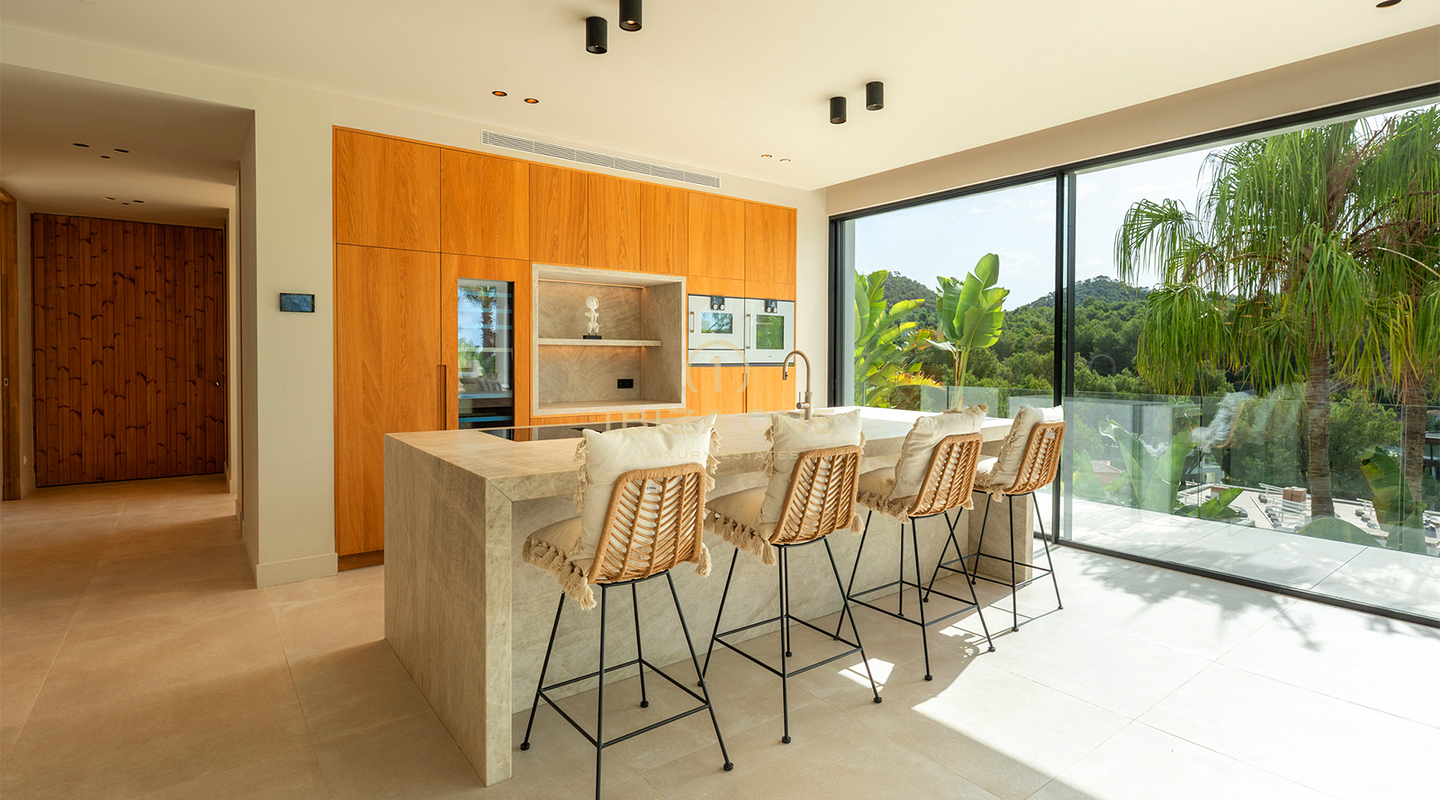 Brandneue Designer-Luxusvilla mit Meerblick, privatem Pool und Gaggenau-Küche in Can Furnet, Ibiza zu verkaufen